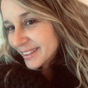 Meet your Posher, Holly